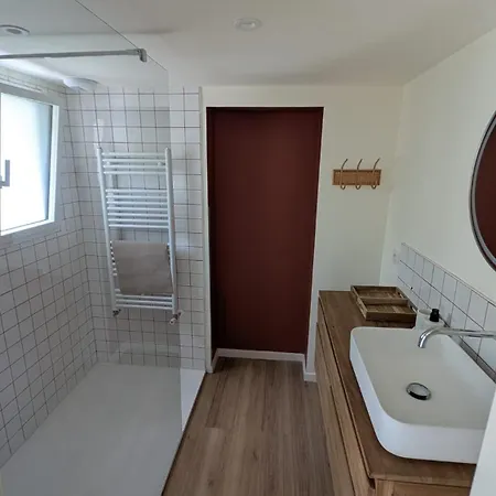 Spacious With Garden